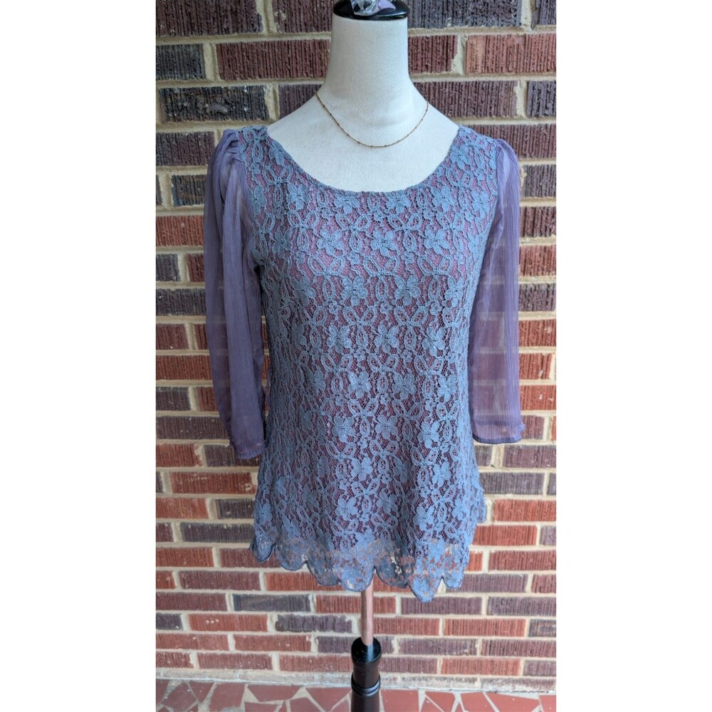 a'reve Lace Floral Blouse Blue Lavender w/ Sheer Chiffon Sleeves-Scallop Hem-Sm